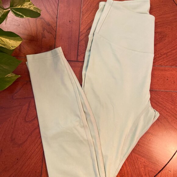 Green Gymshark Seamless Leggings - Picture 3 of 4